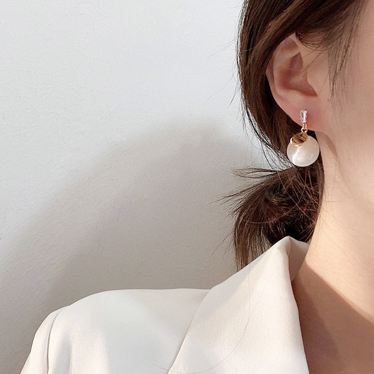 Light Luxury Ladies Opal Earrings Geometric Round Earrings Cold Wind Earrings