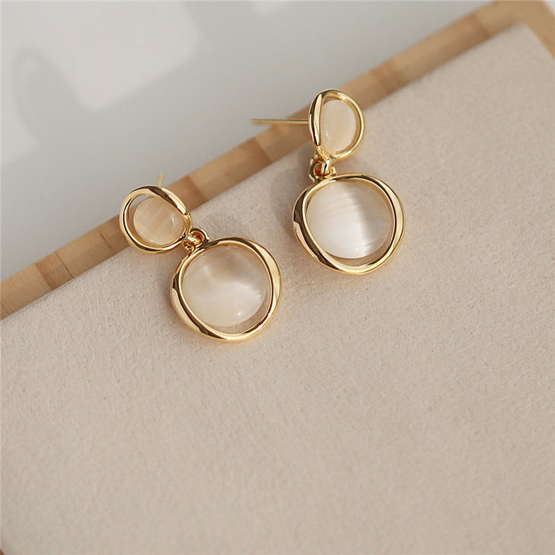 Light Luxury Ladies Opal Earrings Geometric Round Earrings Cold Wind Earrings