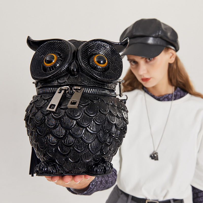 Embossed three-dimensional creative handbags punk simulation owl shoulder diagonal bag