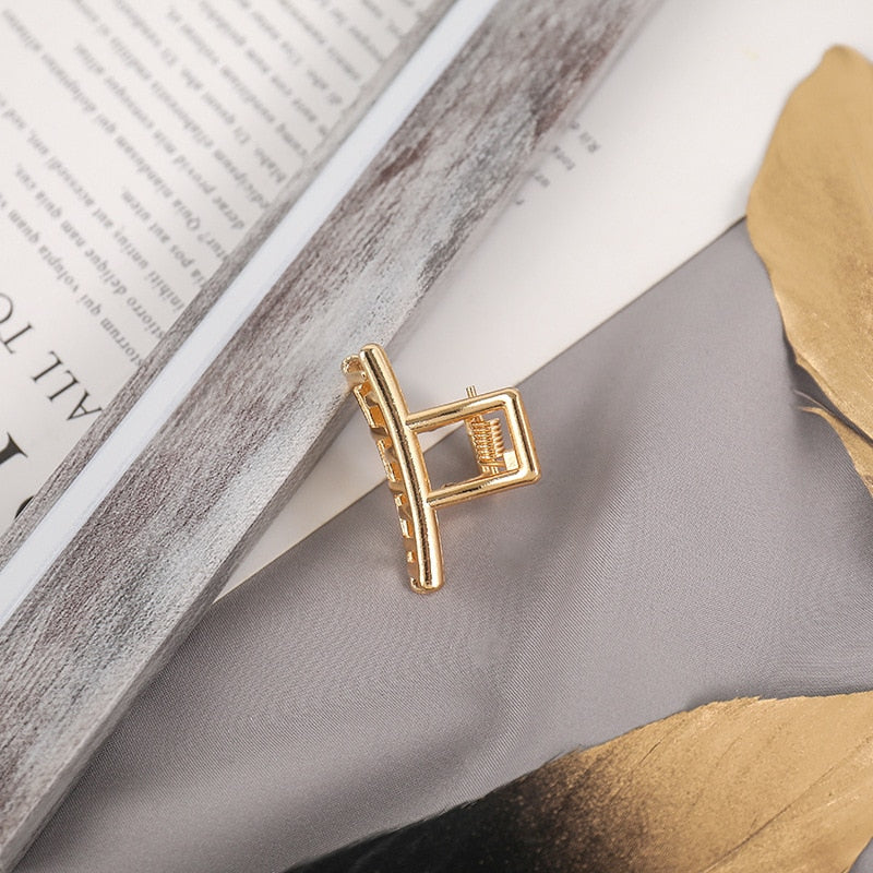 Elegant Gold Silver Hollow Geometric Metal Hair Claw Vintage Hair Clips Headband Hairpin Fashion Hair Accessories