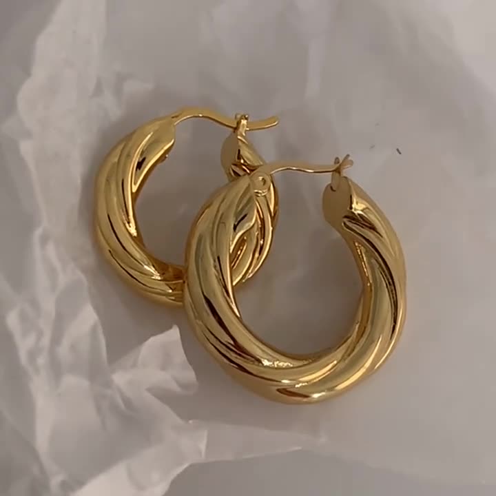 High-luxury French retro minimalist design trendy golden twist braided chunky ring hoop earrings